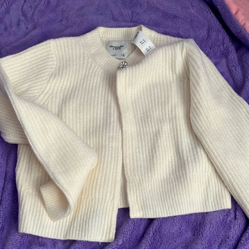 Abercrombie & Fitch Cream Cardigan Sweater Ribbed Knit